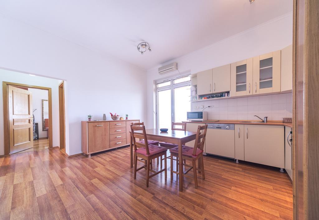Apartment Kruna Center Podgorica Exteriör bild